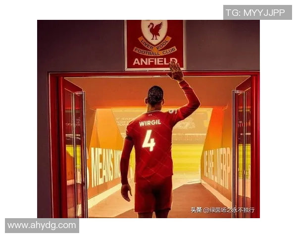 甩脸子时机都不给！利物浦赢球止跌萨拉赫枯坐板凳 斯洛特赌赢了